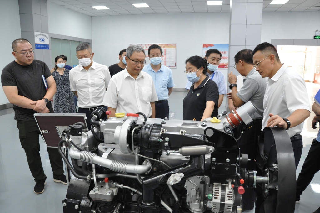 昆明市高端设备及汽车造作产业链重要辅导到立博Ladbrokes动力发展调研